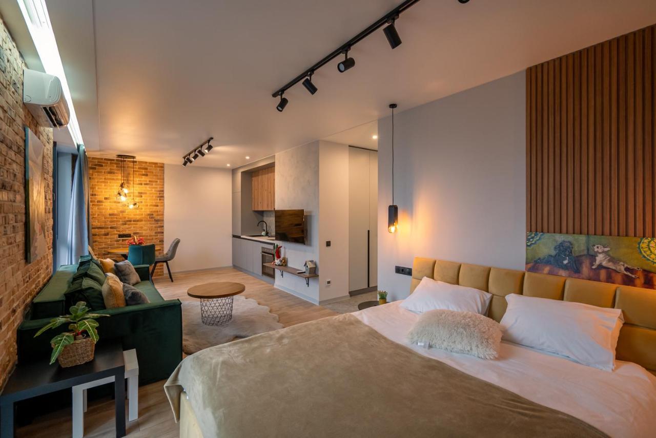 Slavutich Ecoloft Studios Kiev Buitenkant foto