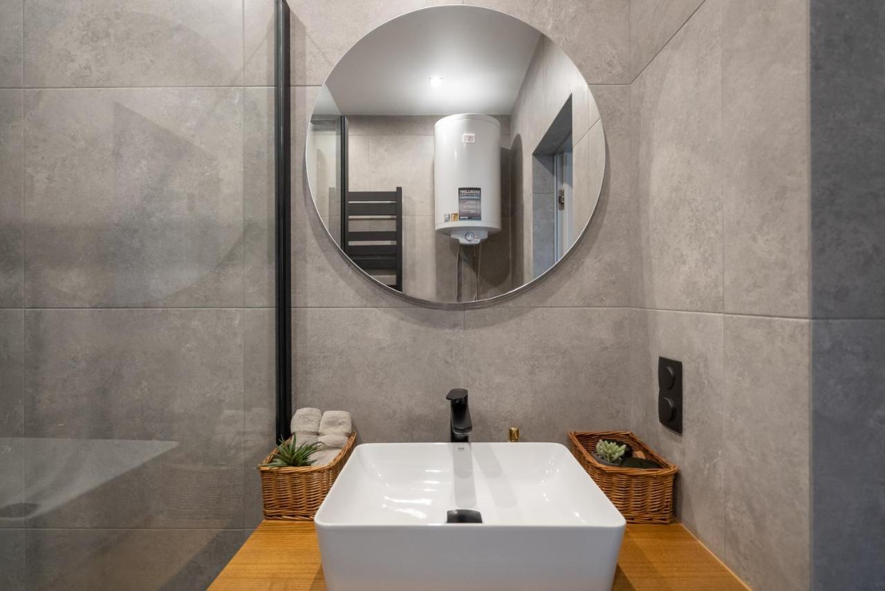 Slavutich Ecoloft Studios Kiev Buitenkant foto