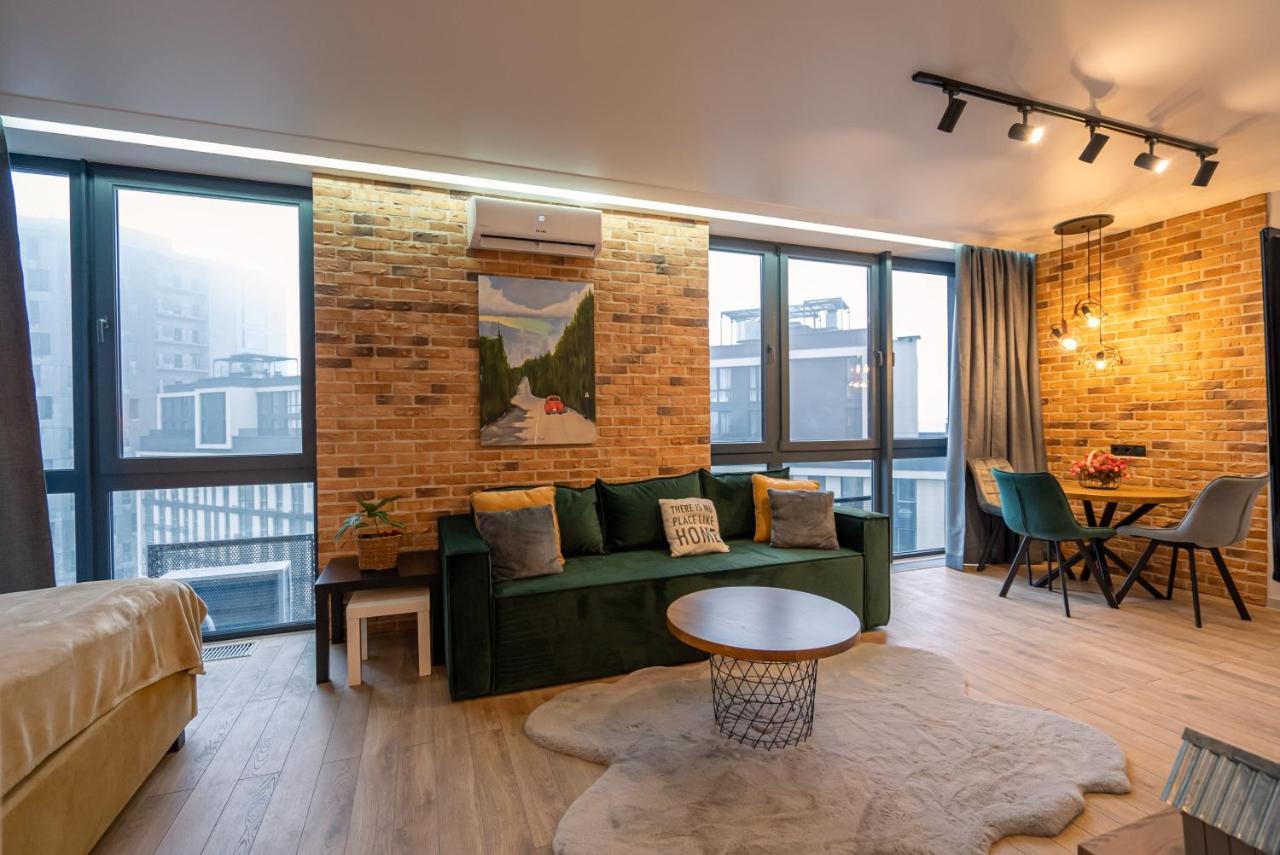 Slavutich Ecoloft Studios Kiev Buitenkant foto